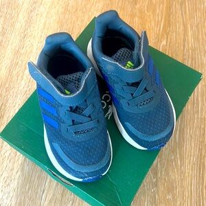 ❌SOLD❌Adidas sneakers